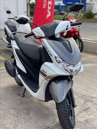 YAMAHA FLUO 125 ABS 